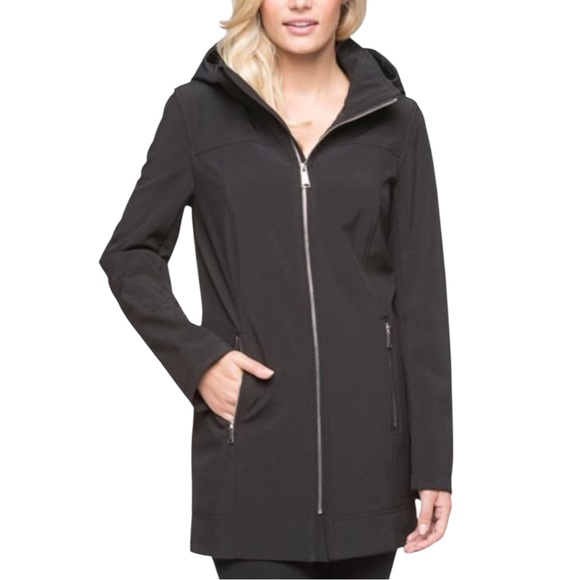 Andrew Marc Jackets & Blazers - ANDREW MARC Waterproof Softshell Zip Front Trench Coat in Classic Black Size S